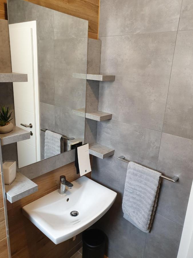 Starfish - Apartman Tisno Exterior photo
